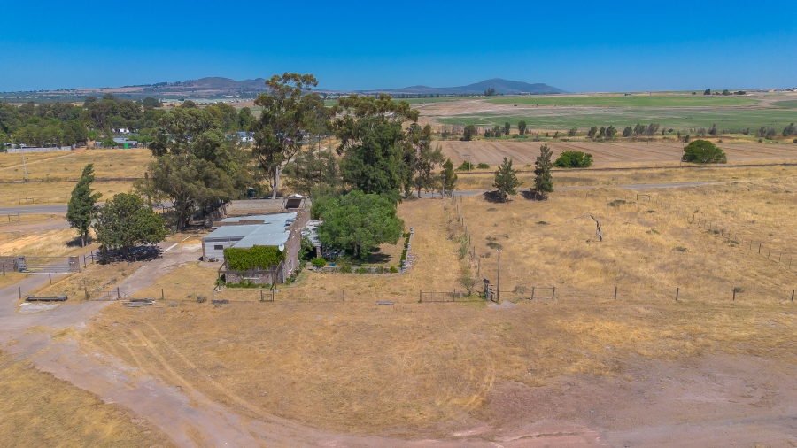 Commercial Property for Sale in Kalbaskraal Western Cape